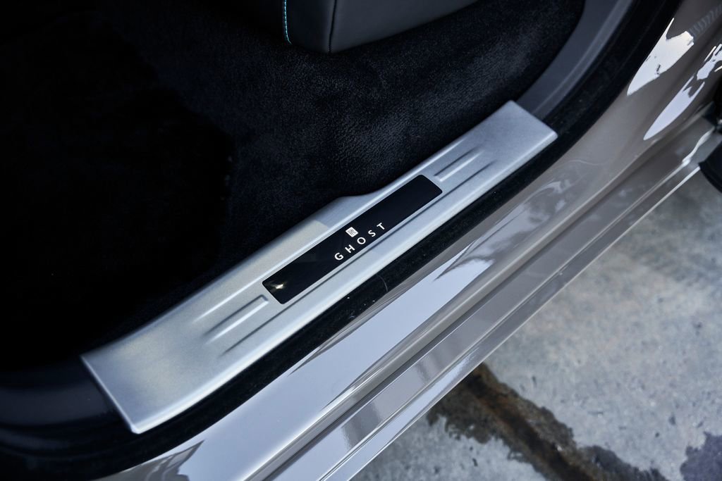 Used 2025 Rolls-Royce Ghost AWD/4WD image 61