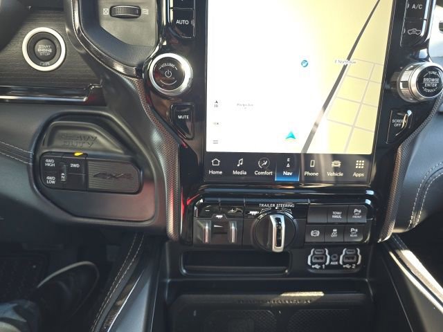 Used 2023 RAM 3500 Limited image 26