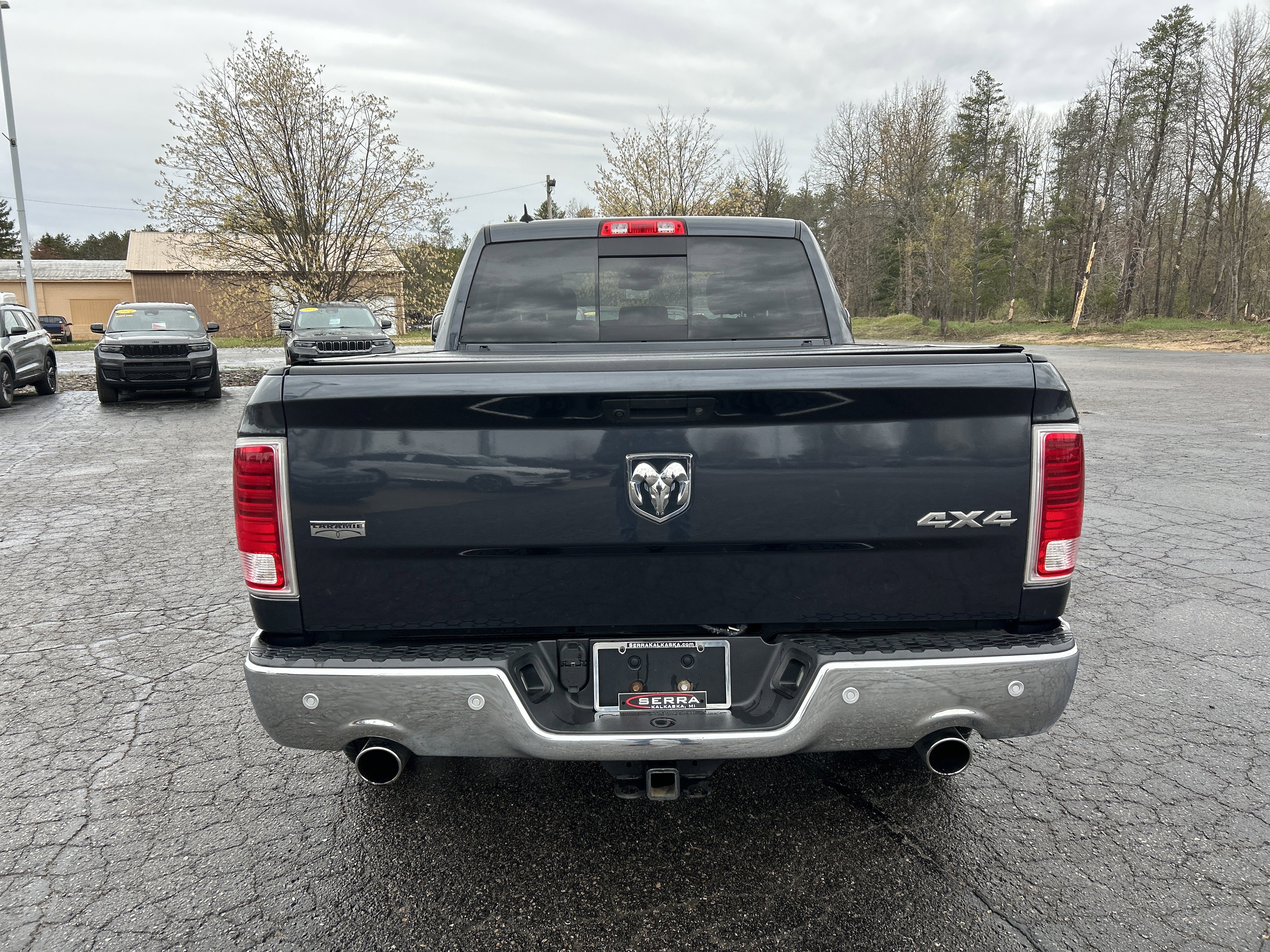 Used 2018 RAM 1500 Laramie AWD/4WD image 4