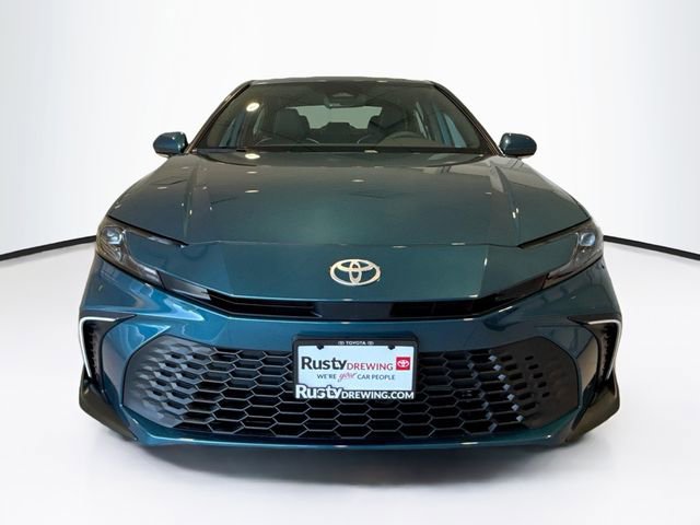 New 2026 Toyota Camry SE FWD image 2