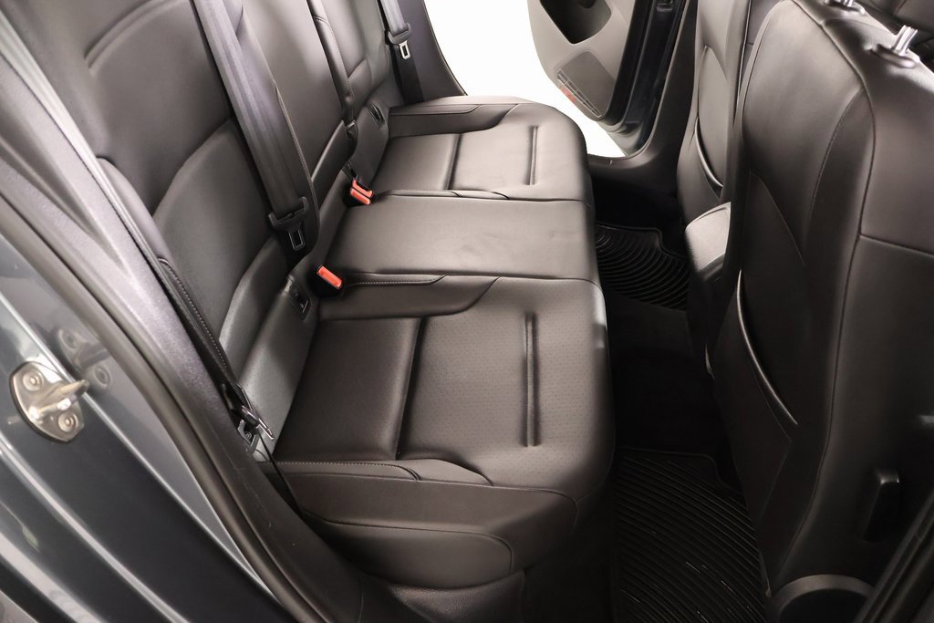 Used 2019 Volkswagen Golf SE w/ Driver Assistance Package image 14