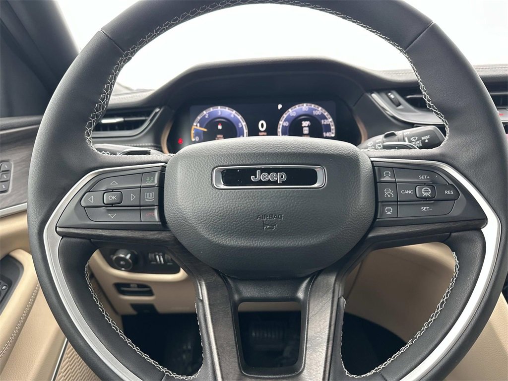 New 2026 Jeep Grand Cherokee L Limited image 15