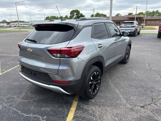 Used 2023 Chevrolet TrailBlazer LT FWD image 7