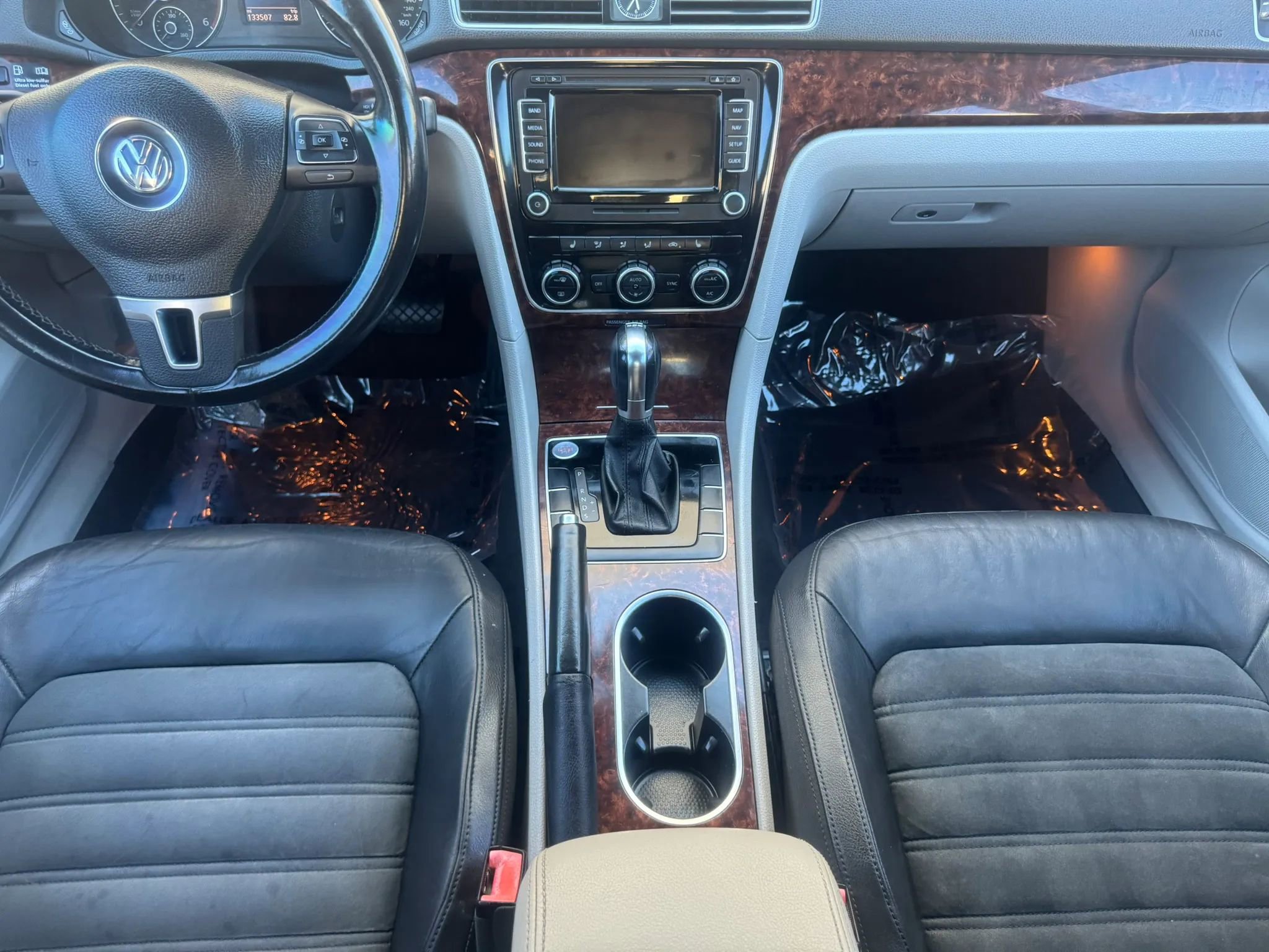 Used 2013 Volkswagen Passat TDI SEL Premium image 22