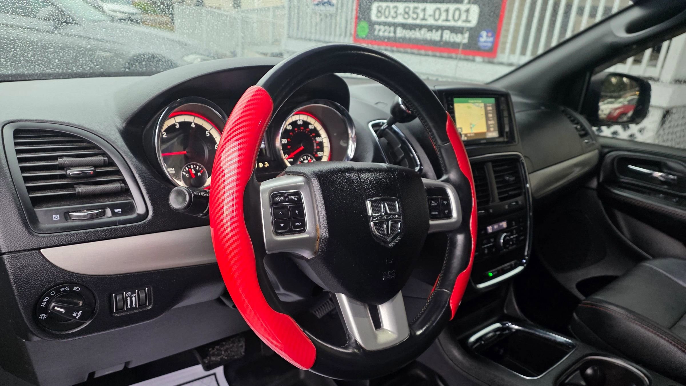 Used 2018 Dodge Grand Caravan GT image 17