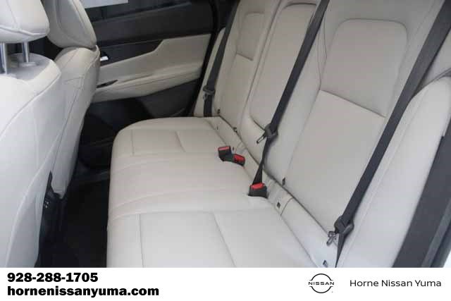 Certified 2025 Nissan Murano SV image 7