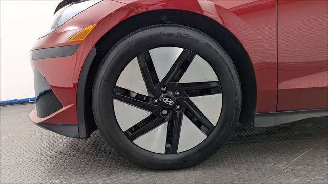 Used 2024 Hyundai Ioniq 6 SE RWD image 29