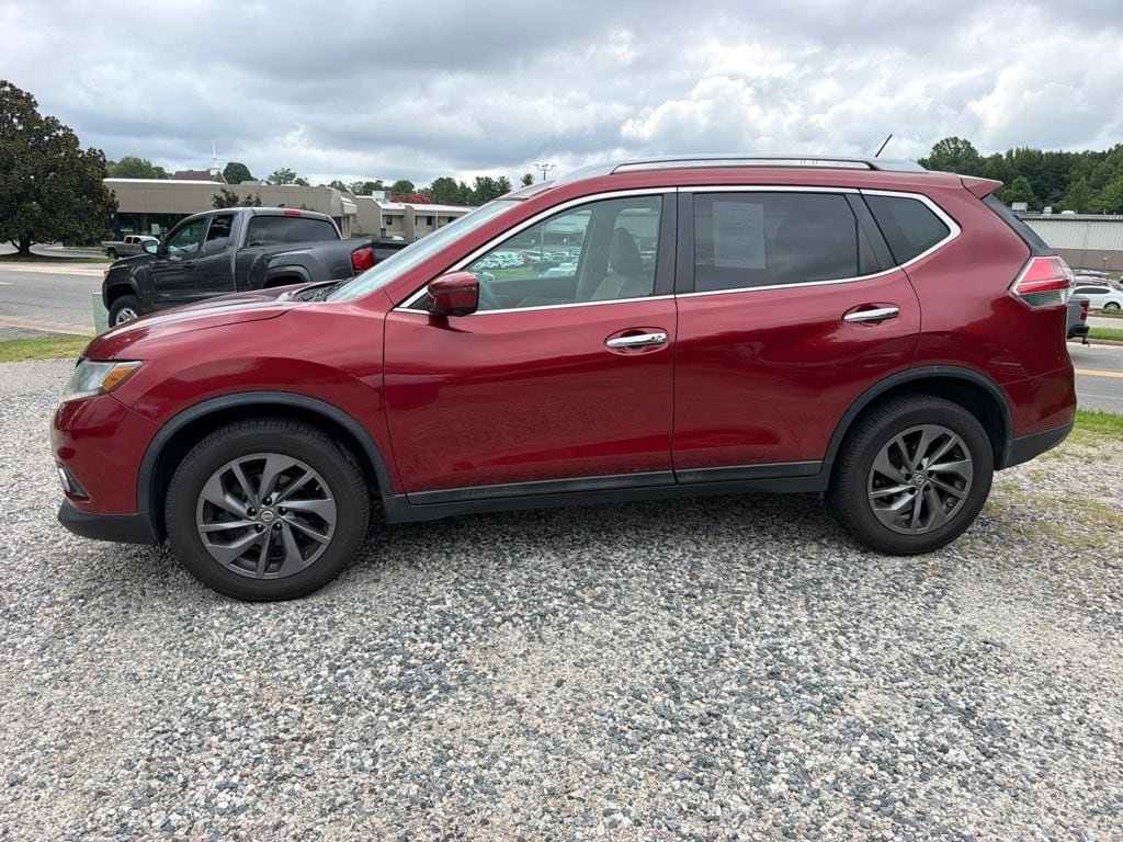Used 2016 Nissan Rogue SL w/ SL Premium Package AWD/4WD image 2