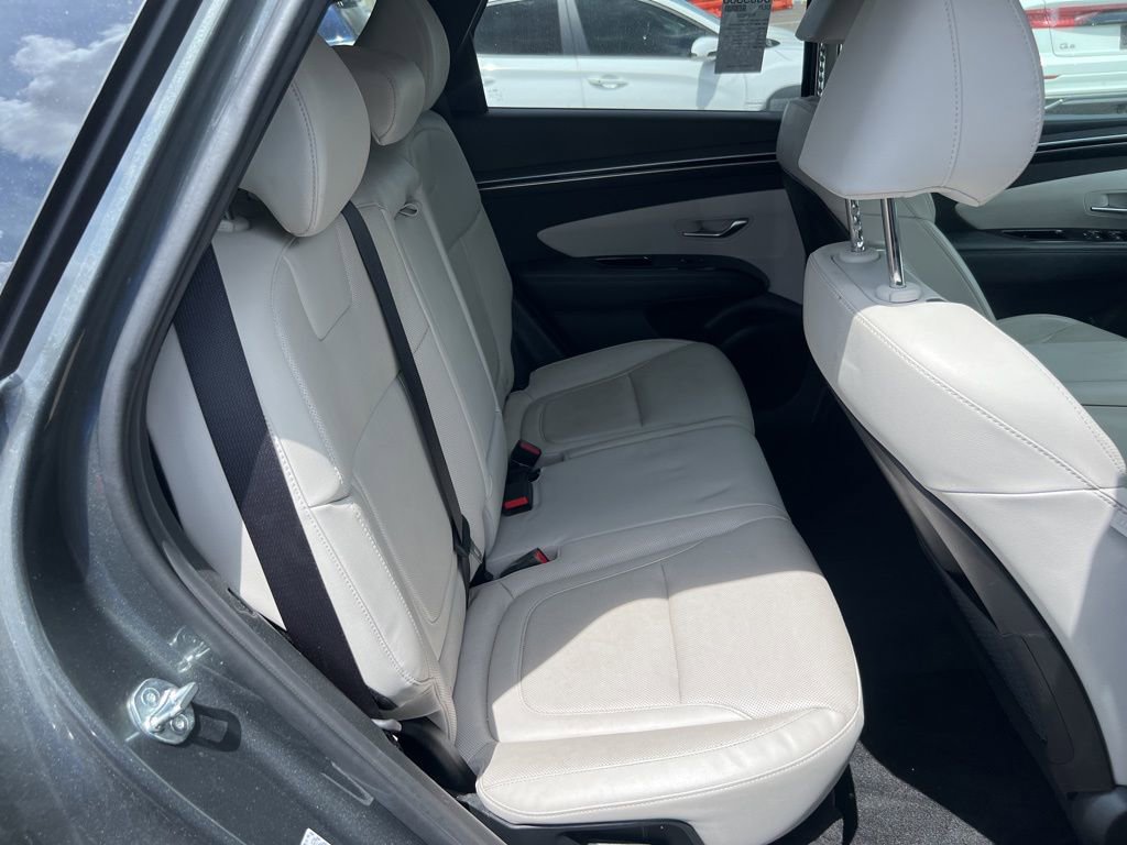 Used 2023 Hyundai Tucson Limited image 15