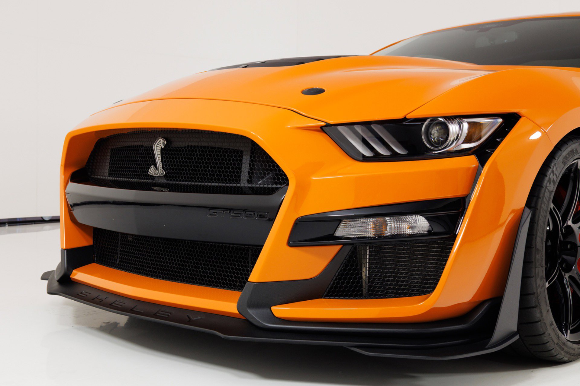 Used 2021 Ford Mustang Shelby GT500 w/ Carbon Fiber Track Pack RWD image 61