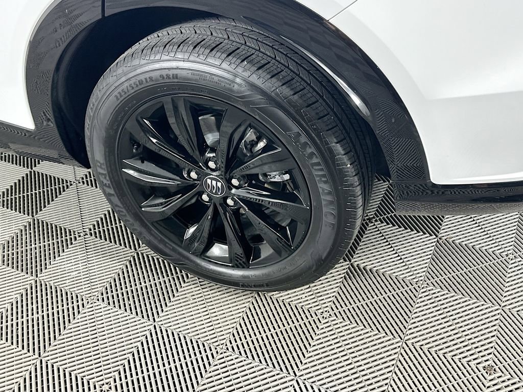 Used 2025 Buick Envista Sport Touring image 35