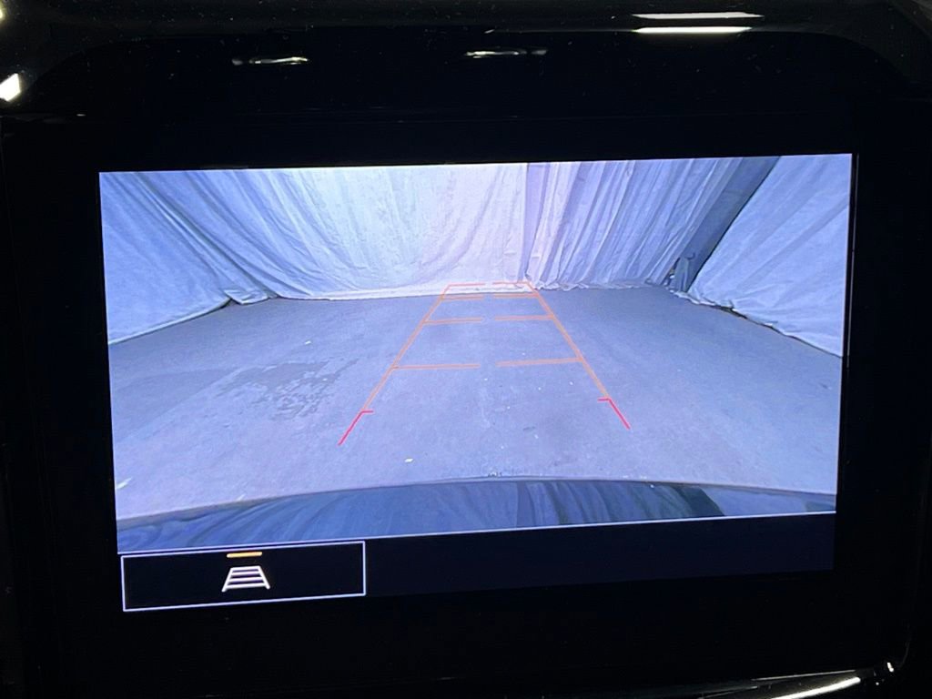 Used 2023 Chevrolet Traverse LT image 39