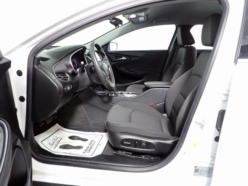 Used 2020 Chevrolet Malibu LT image 18