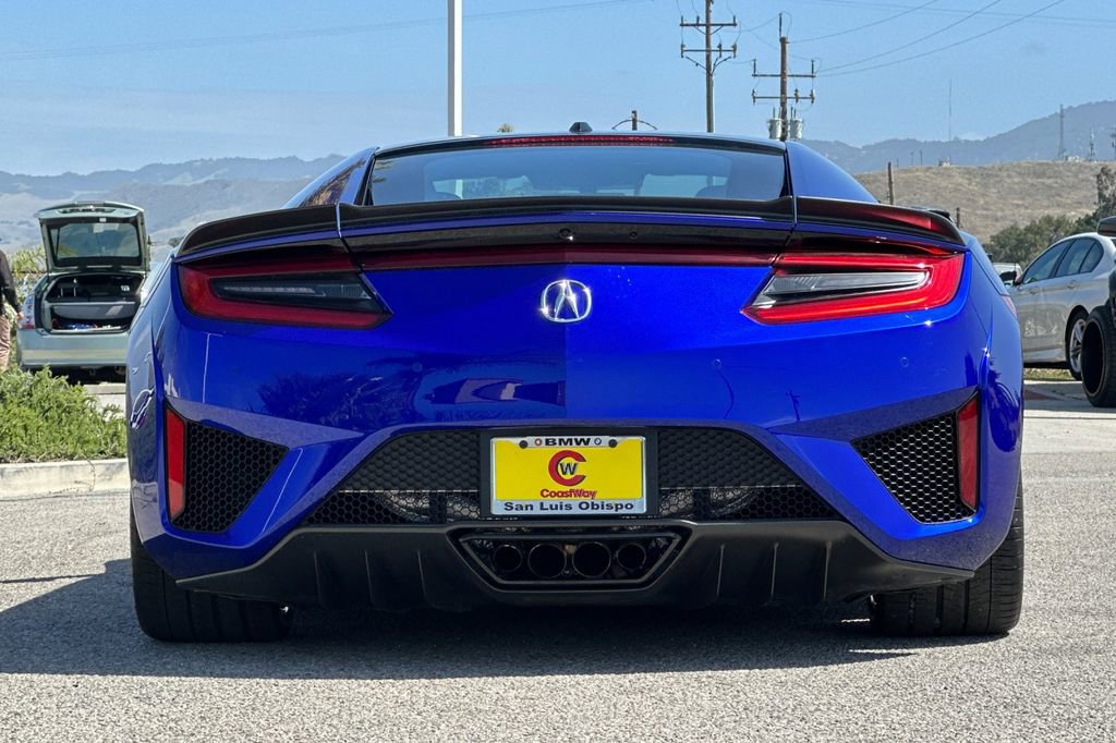 Used 2017 Acura NSX AWD/4WD image 4