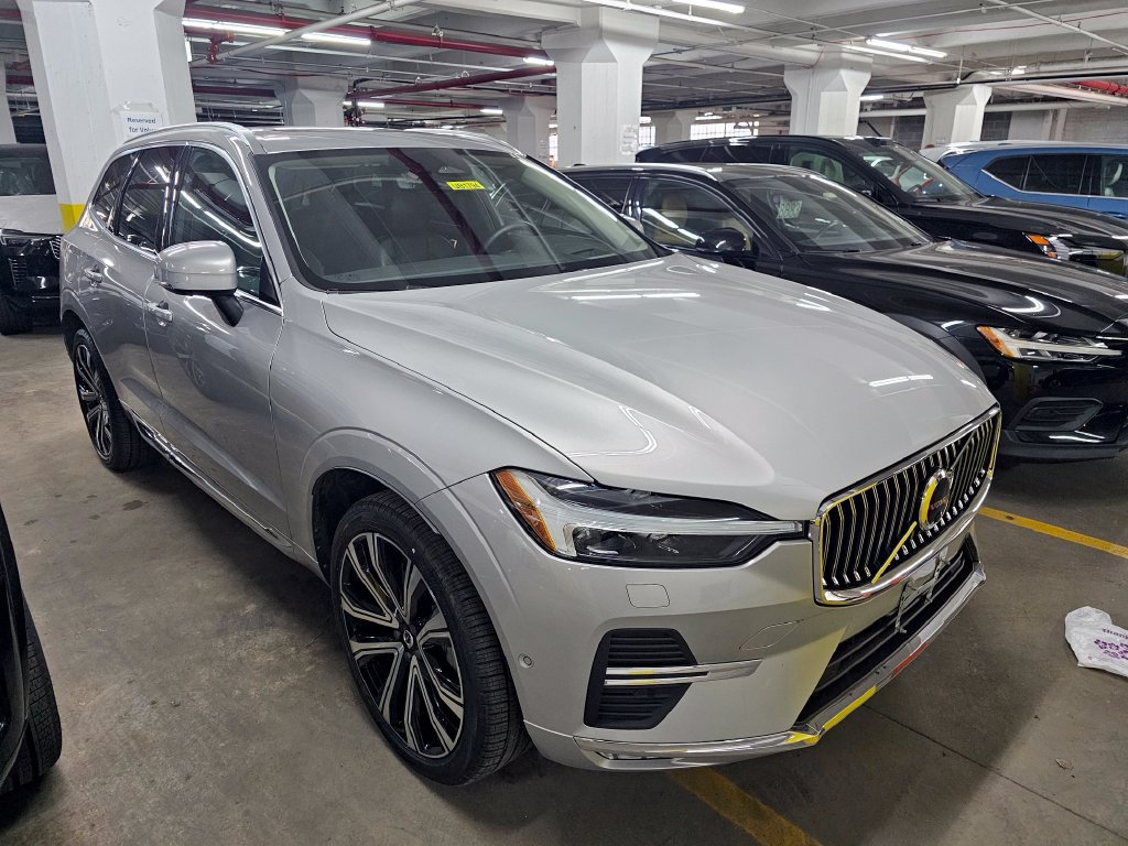 Certified 2023 Volvo XC60 B6 Ultimate AWD/4WD image 5