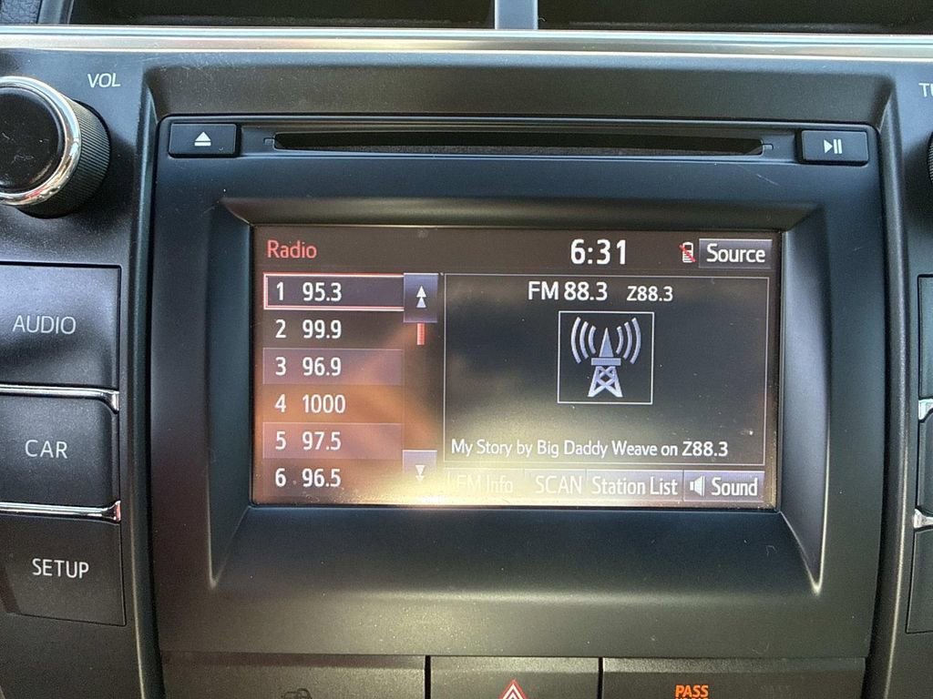 Used 2016 Toyota Camry LE FWD image 30