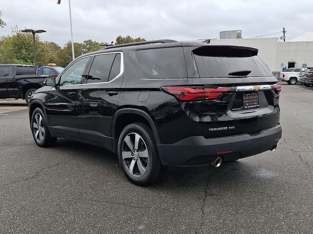 Used 2023 Chevrolet Traverse LT w/ LT Premium Package image 5