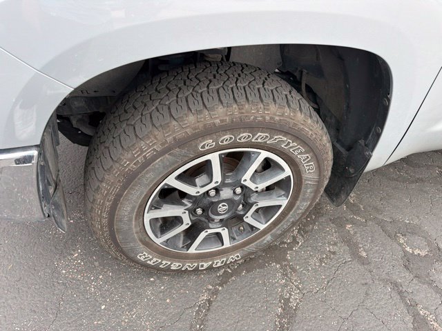 Used 2019 Toyota Tundra Limited AWD/4WD image 19