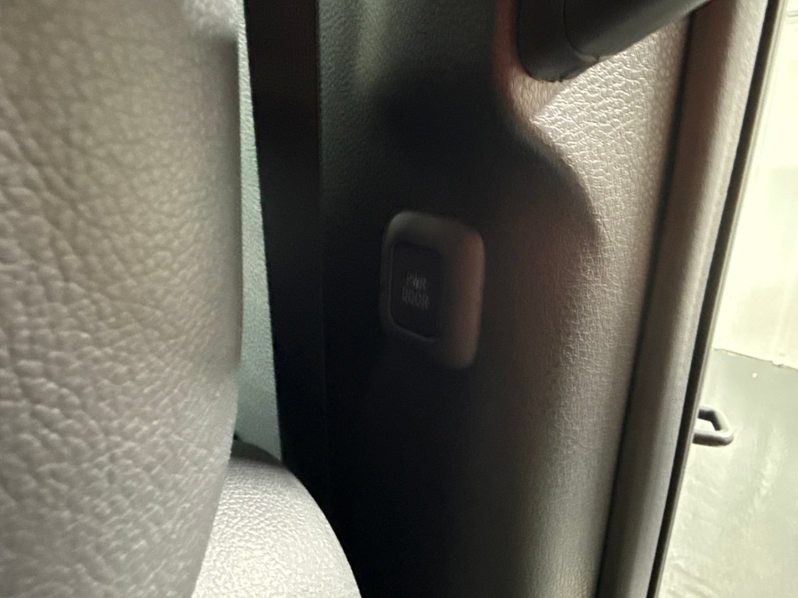 New 2026 Toyota Sienna XLE Woodland Edition AWD/4WD image 16