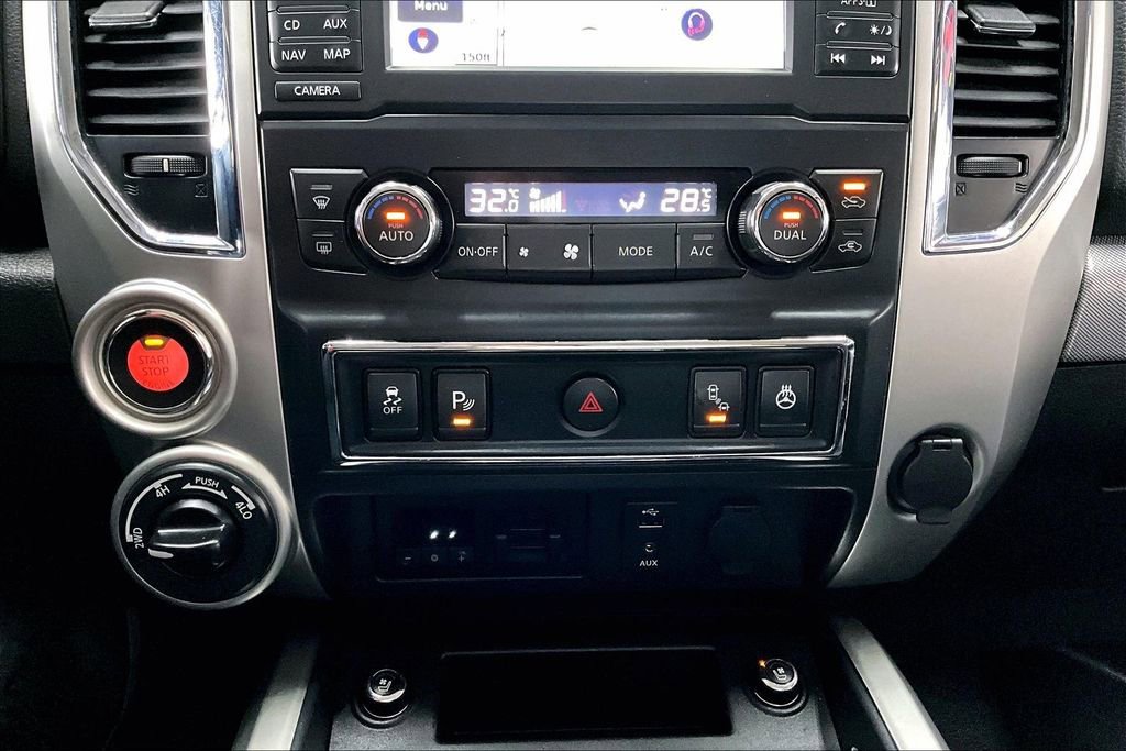 Used 2018 Nissan Titan PRO-4X image 15