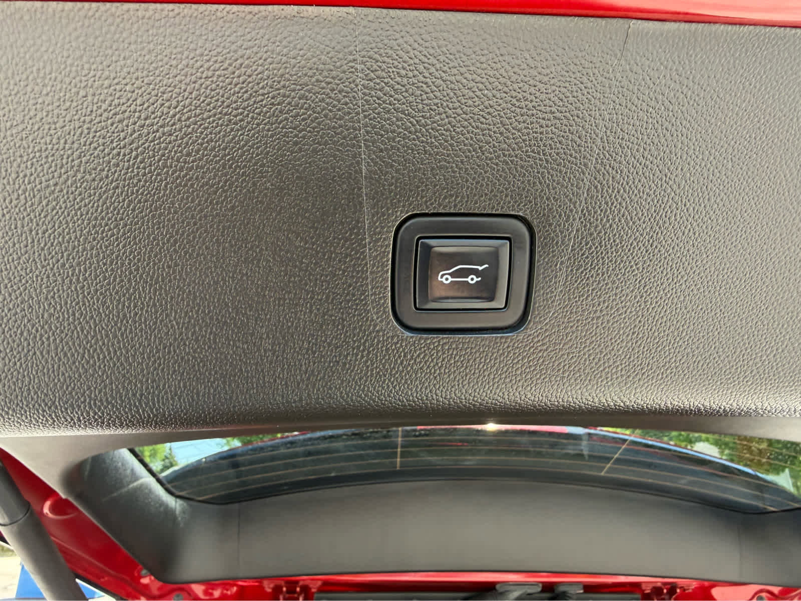 Used 2023 Chevrolet Traverse High Country w/ LPO, Floor Liner Package AWD/4WD image 18