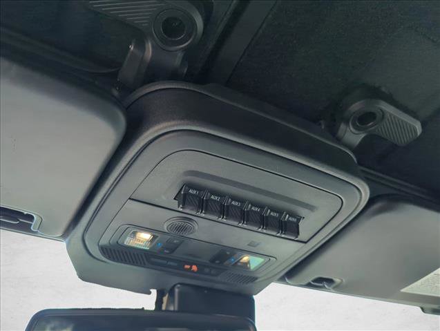 Used 2022 Ford Bronco Everglades image 15