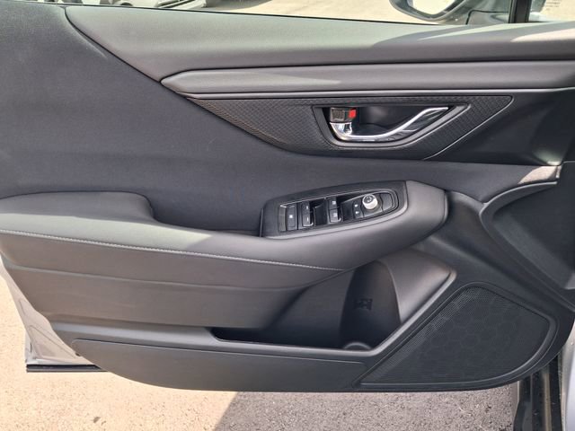 Used 2025 Subaru Outback Premium w/ Popular Package #1A image 18