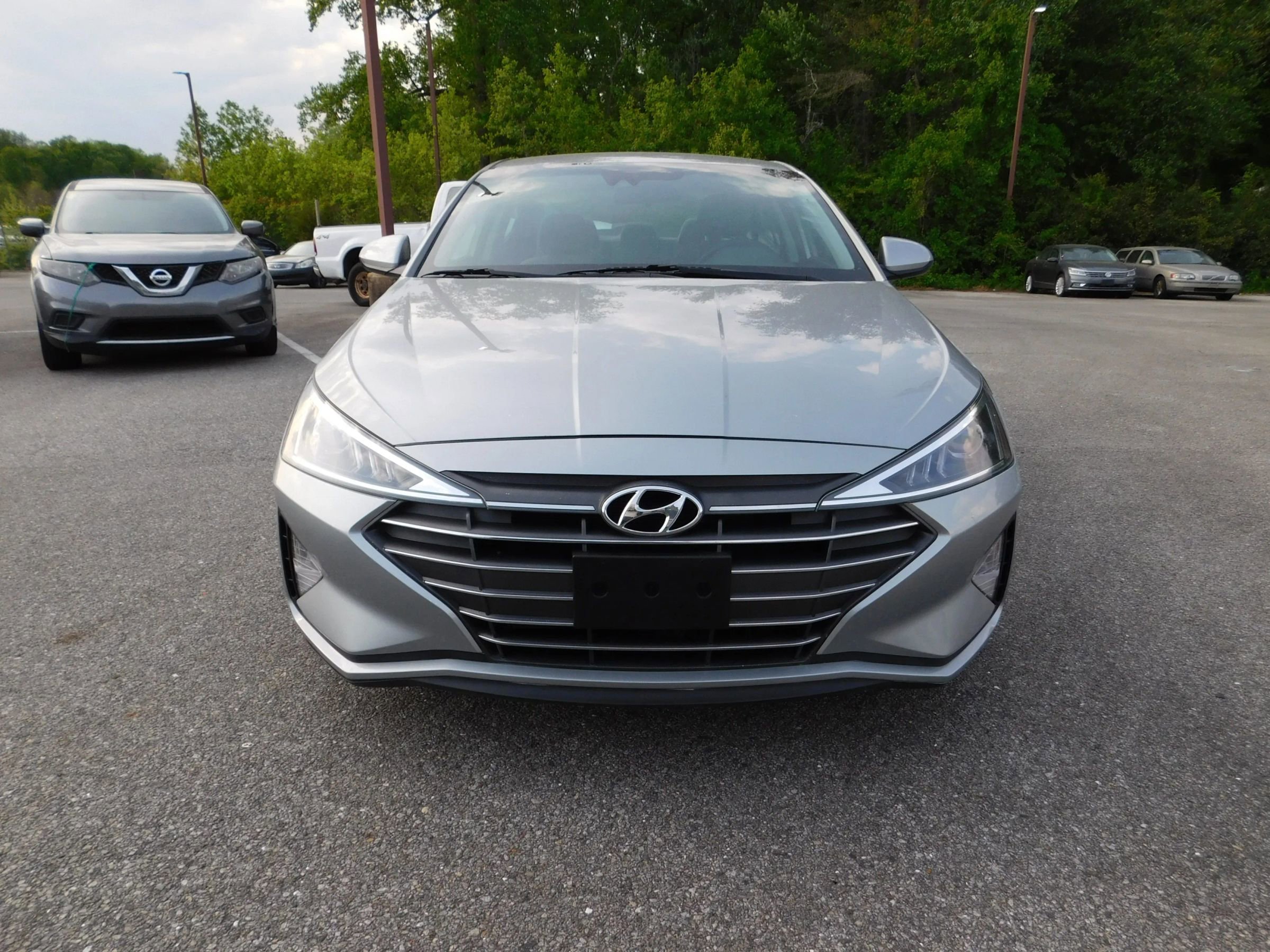 Used 2020 Hyundai Elantra SEL FWD image 3