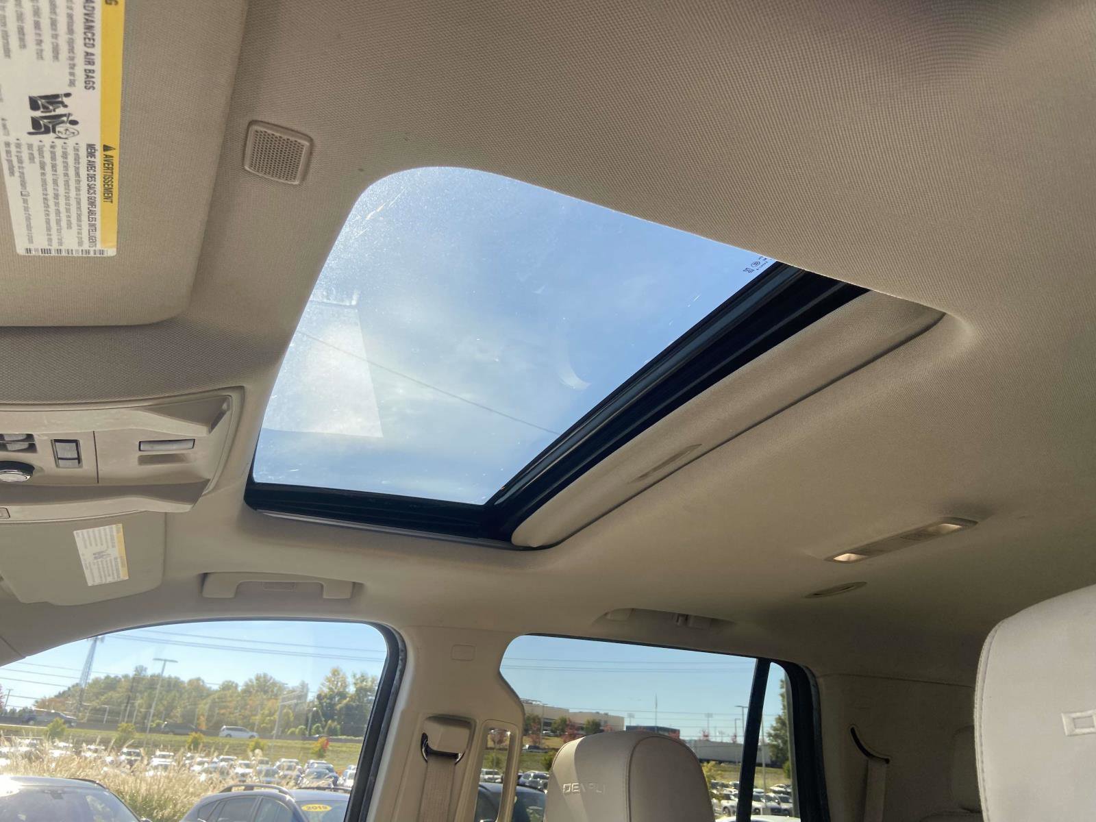 Used 2020 GMC Yukon Denali w/ Enhanced Security Package image 20