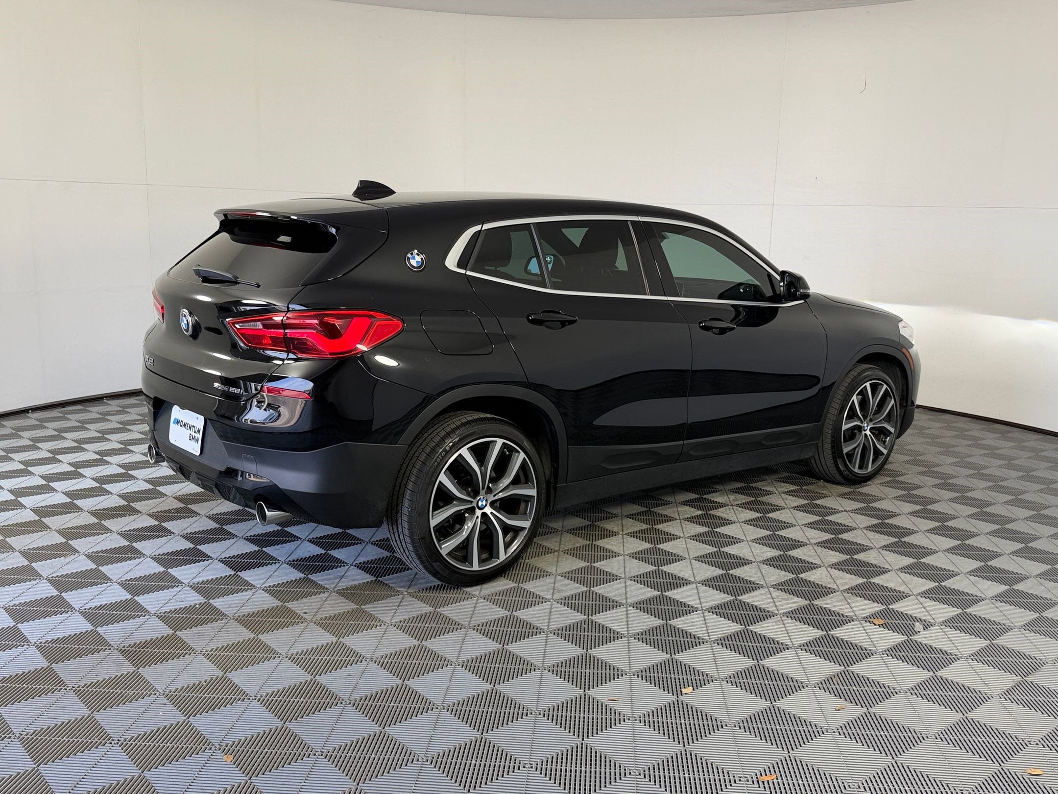 Used 2018 BMW X2 sDrive28i FWD image 9