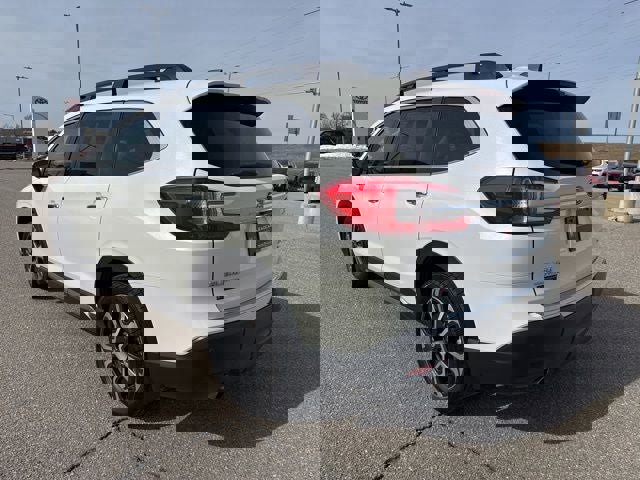 Used 2023 Subaru Ascent Touring image 9