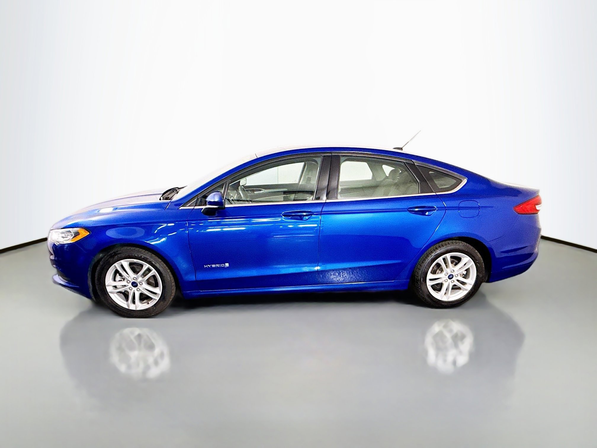 Used 2018 Ford Fusion S image 6