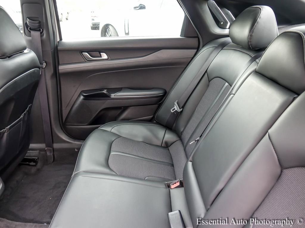 Used 2023 Kia K5 GT-Line image 13