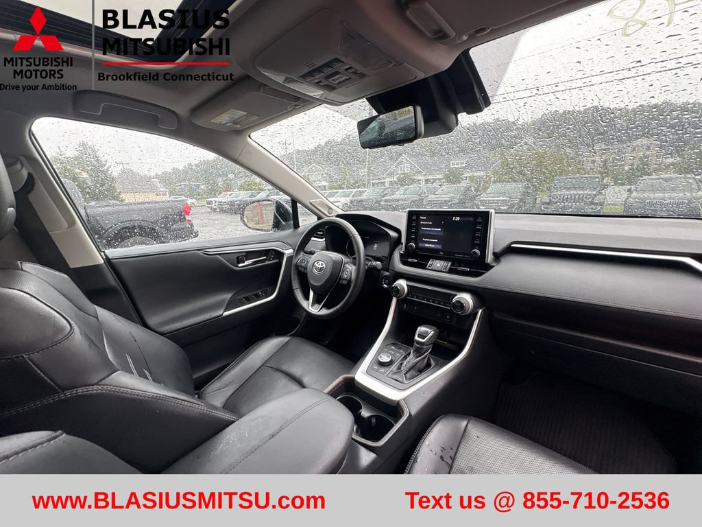 Used 2019 Toyota RAV4 Limited w/ Advanced Technology Package AWD/4WD image 50