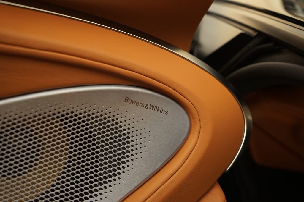 Used 2021 McLaren GT image 17