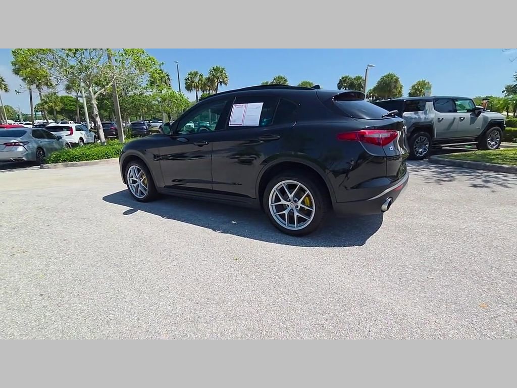 Used 2019 Alfa Romeo Stelvio Sport w/ Quick Order Package 22J Sport AWD/4WD image 41