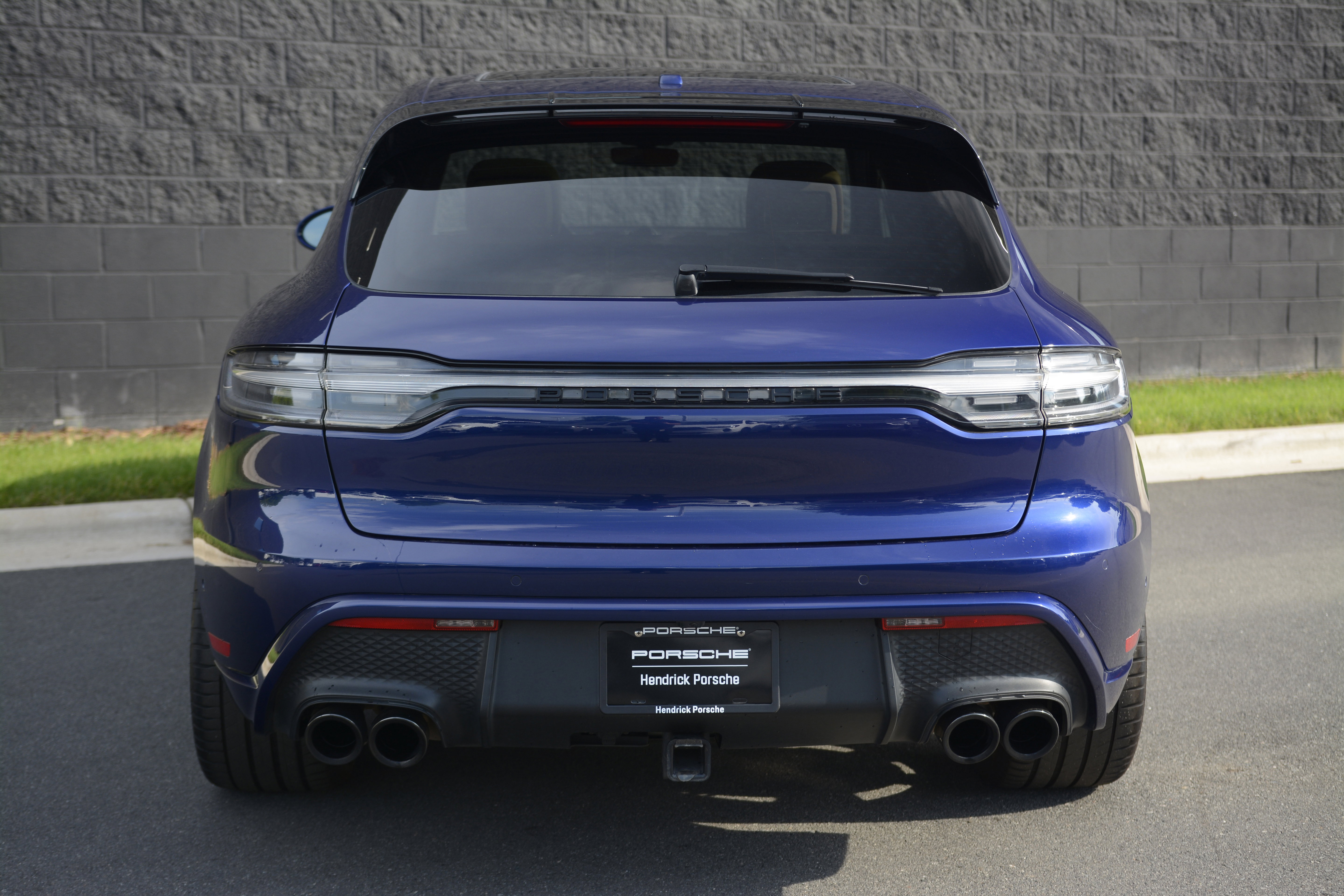 Certified 2022 Porsche Macan GTS AWD/4WD image 6