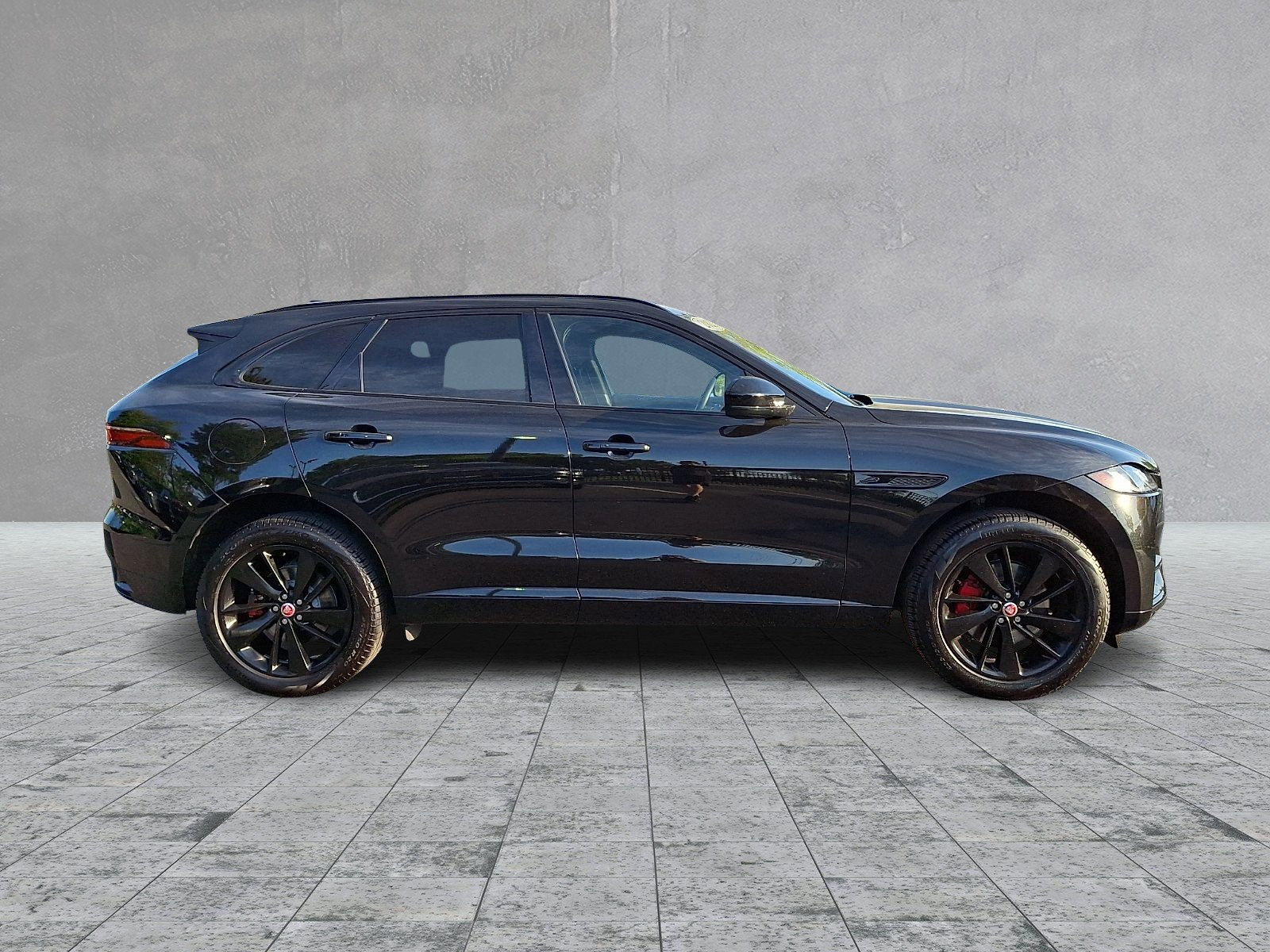 Used 2022 Jaguar F-PACE S AWD/4WD image 7