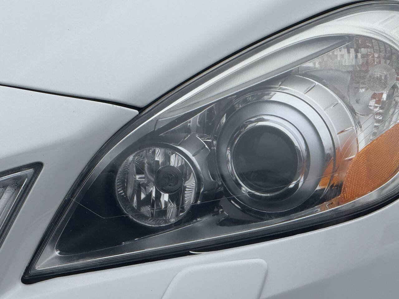 Used 2012 Volvo S60 T6 R-Design image 17