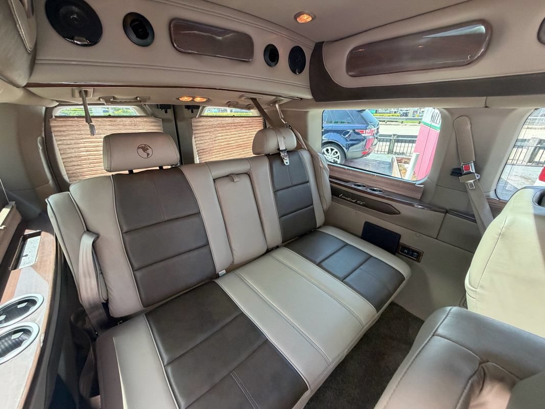Used 2016 Ford Transit 150 XLT RWD image 32