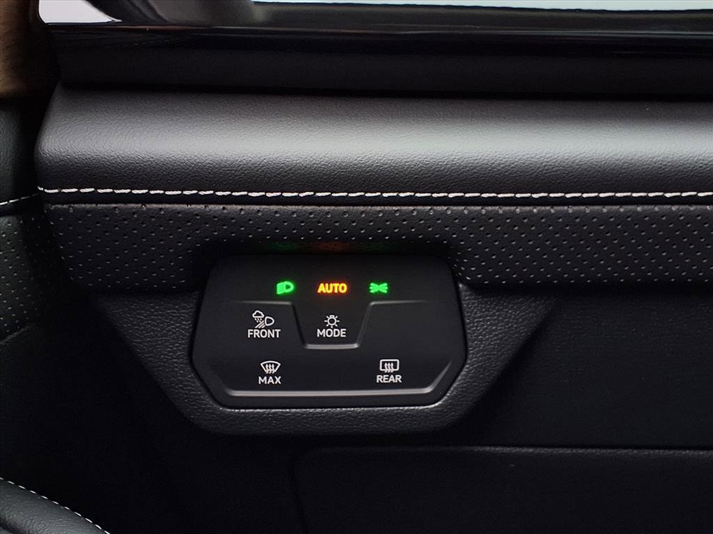 New 2026 Volkswagen Atlas SE image 24