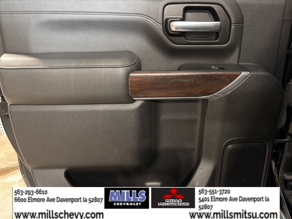 Used 2020 GMC Sierra 2500 SLT w/ SLT Premium Plus Package AWD/4WD image 12