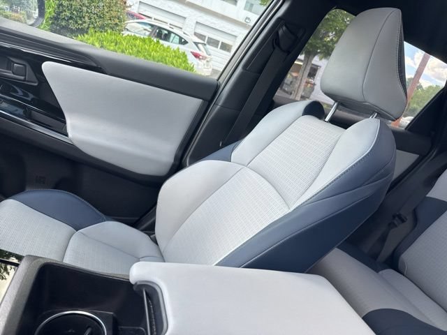 Used 2023 Subaru Solterra AWD image 23