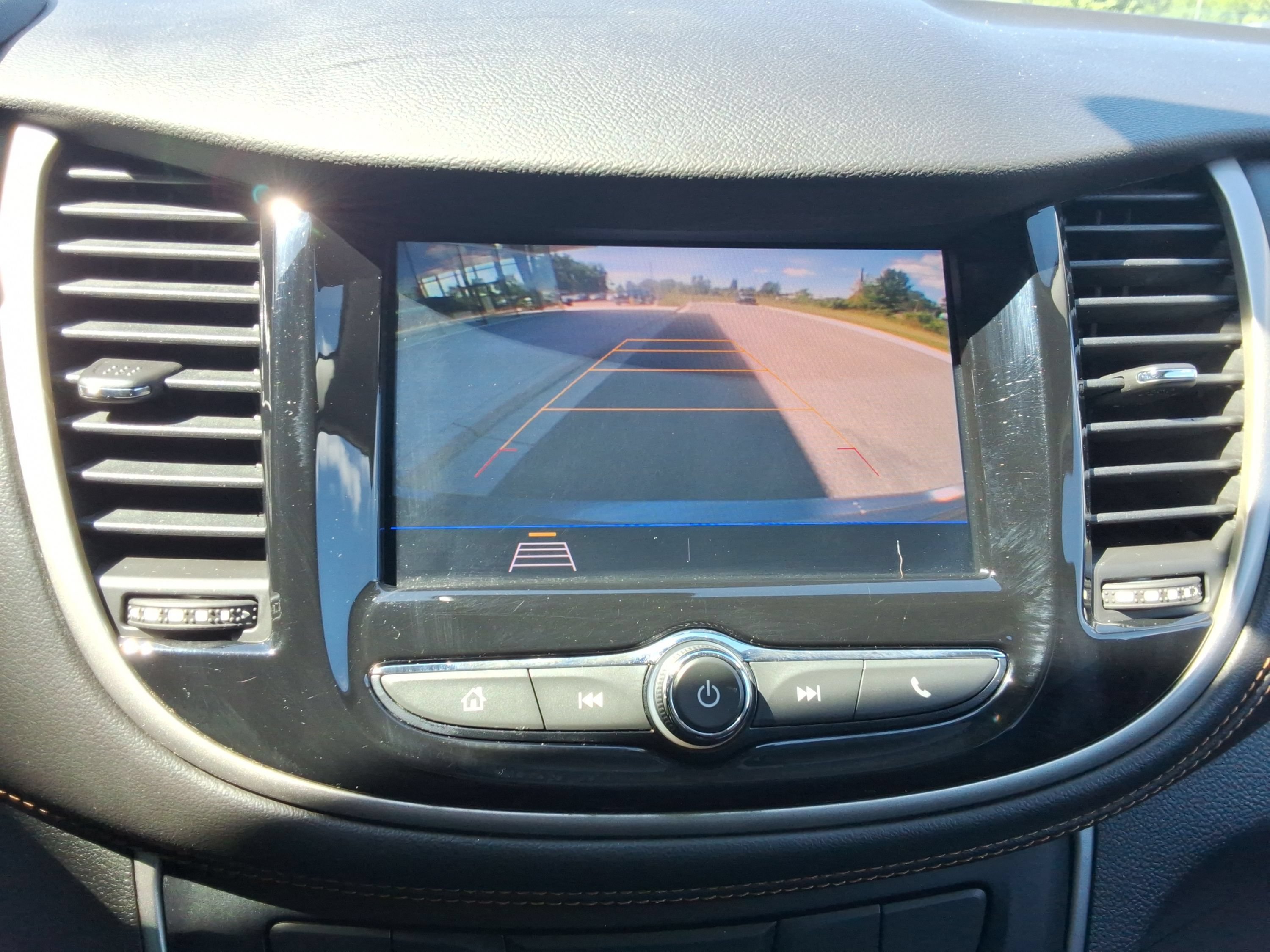Used 2020 Chevrolet Trax LS w/ Tint and Cruise Package FWD image 14