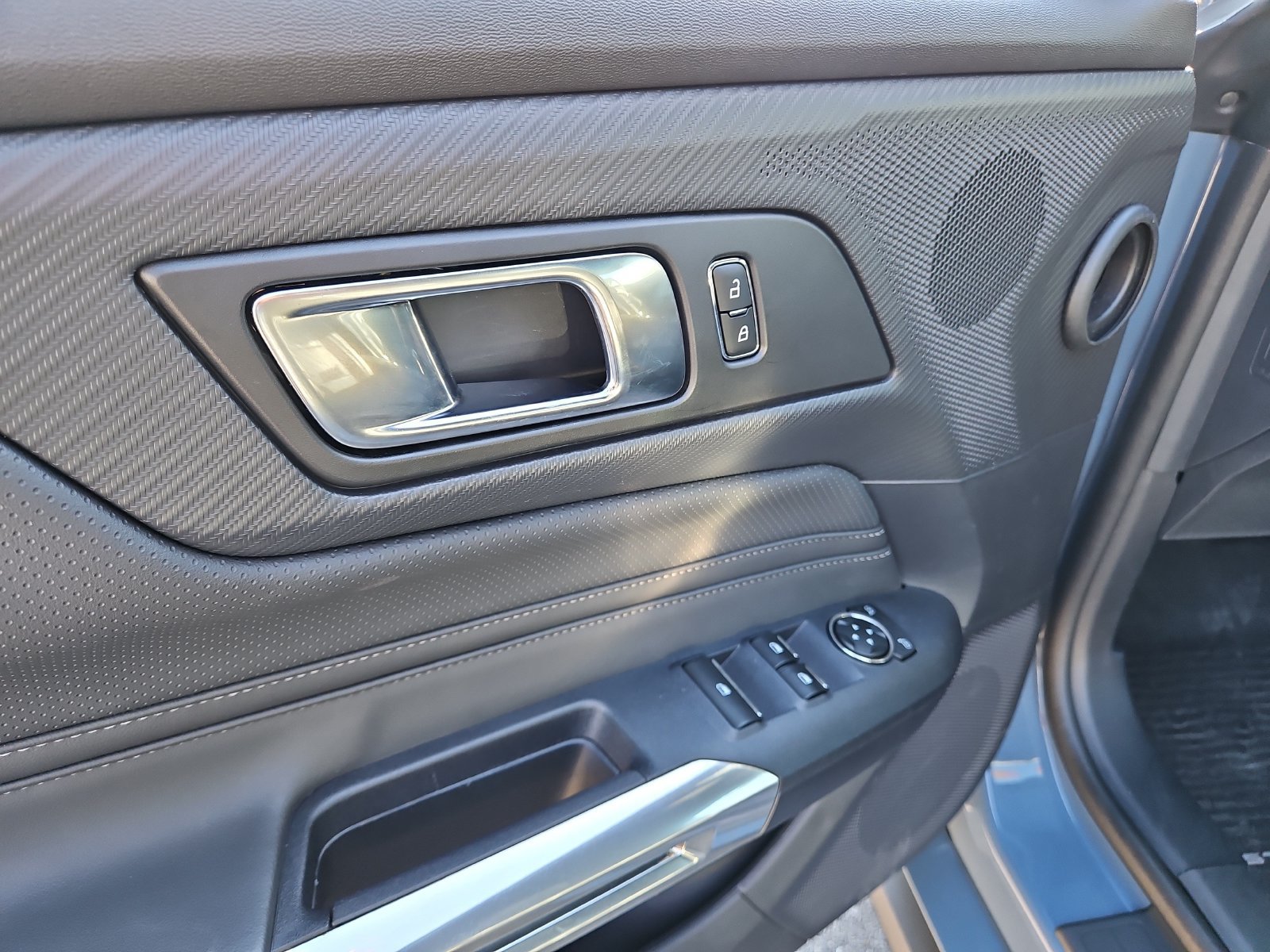 Used 2024 Ford Mustang Premium RWD image 17
