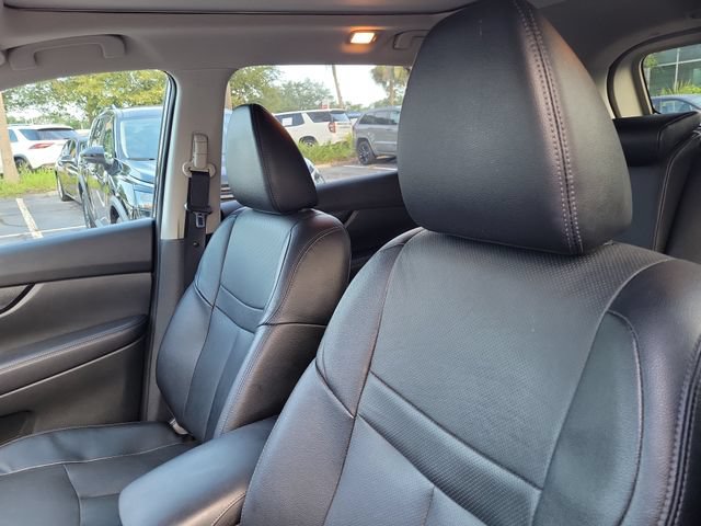 Used 2016 Nissan Rogue SL w/ SL Premium Package FWD image 20