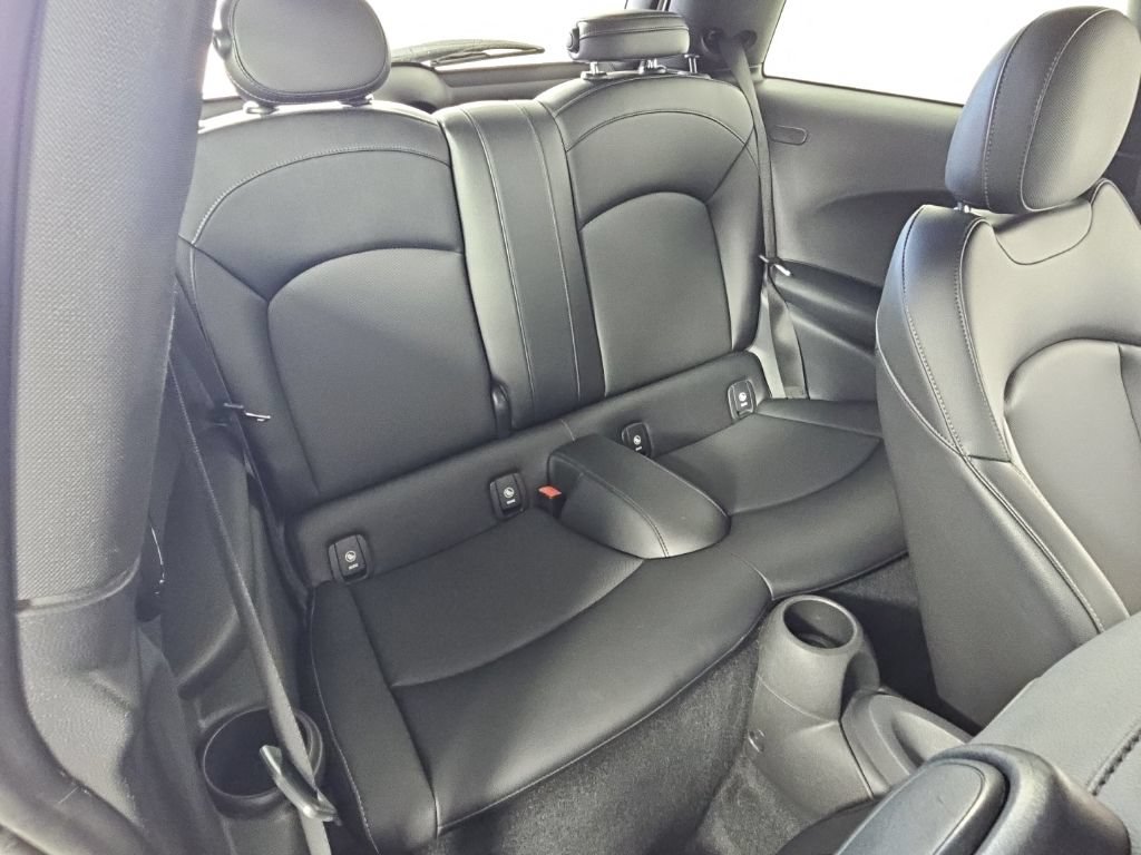 Used 2016 MINI Cooper S FWD image 19