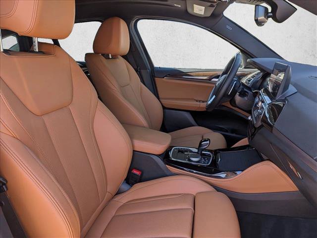 Used 2025 BMW X4 xDrive30i AWD/4WD image 22