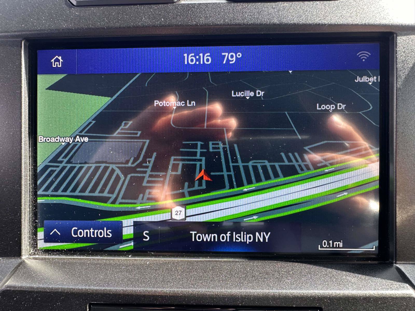 Used 2019 Ford F150 XLT w/ Equipment Group 302A Luxury AWD/4WD image 22