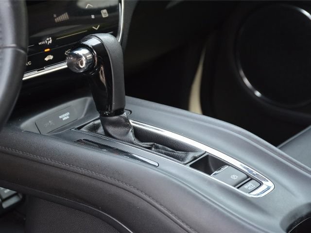Used 2017 Honda HR-V EX-L image 13